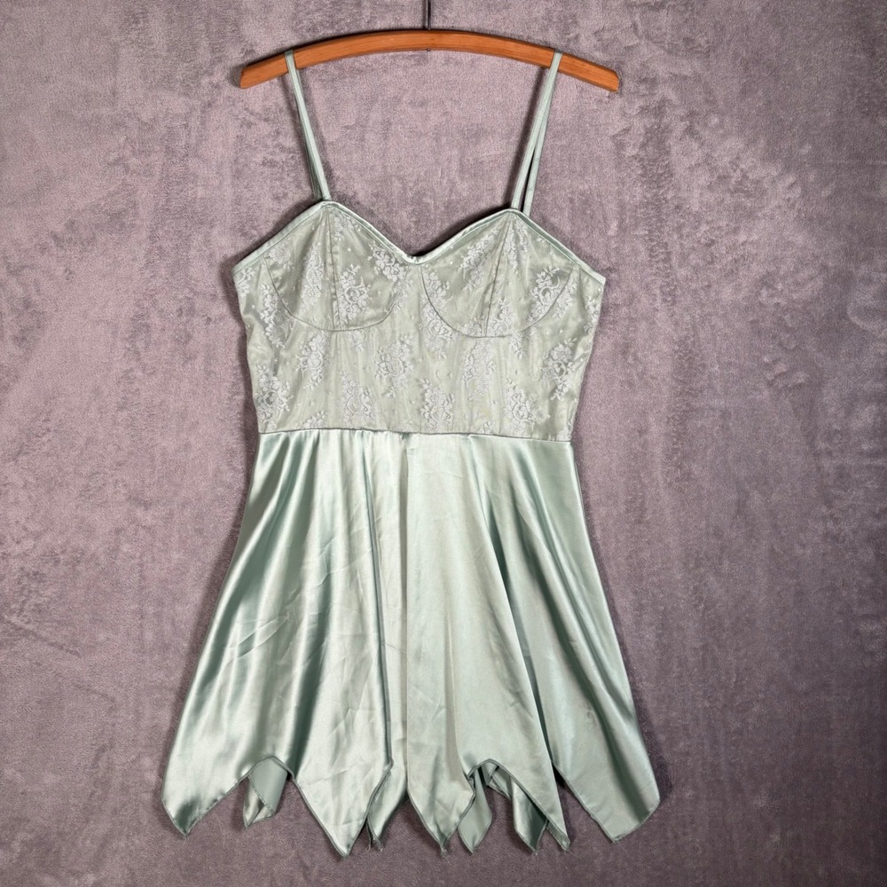 Romwe Women's Fits M/L Lace Satin‎ Slip Top Mint Green Clubcore Rave Fairycore
